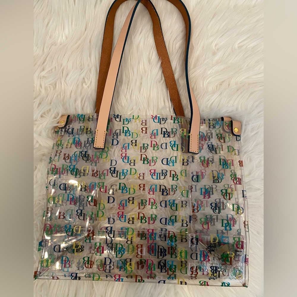 Dooney & Bourke Clear Medium Shopper